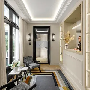 Black Door Aparthotel Parigi
